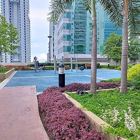 12Th-Floor 1Br At Avida Tower 1, It Park Cebu.
