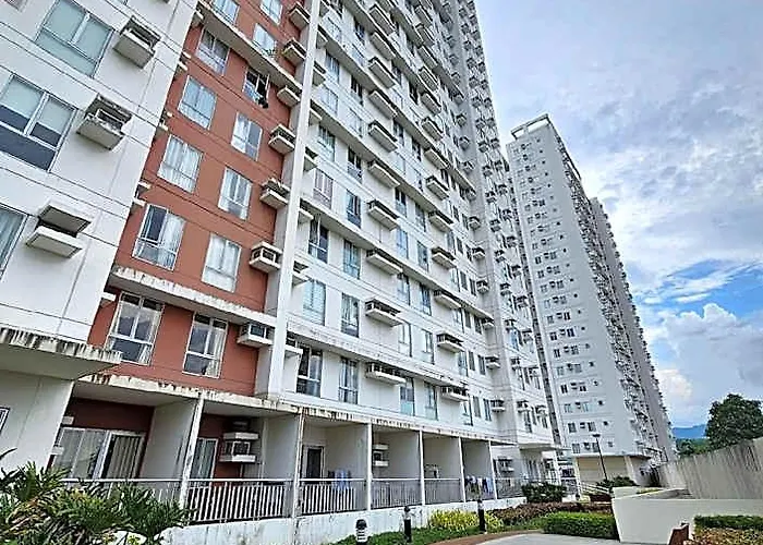 Hotel 12th-floor 1br At Avida Tower 1, It Park Cebu.