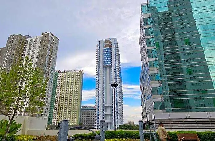 12th-floor 1br At Avida Tower 1, It Park Cebu. 3*